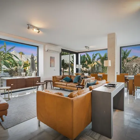 Bella Villa *