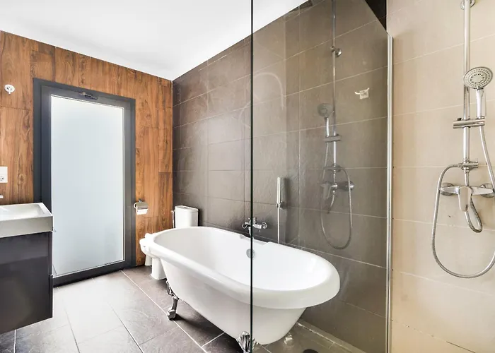 Bella By Finest * Marbella