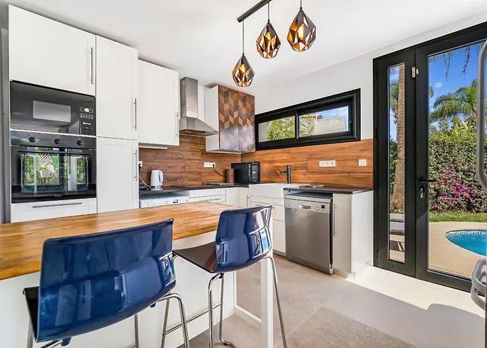 Bella By Finest Willa *